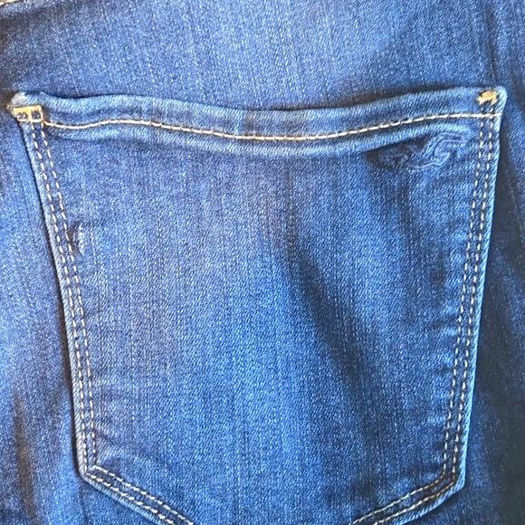 Hollister Women's High Rise Dark Blue Jeans - Picture 4 of 8